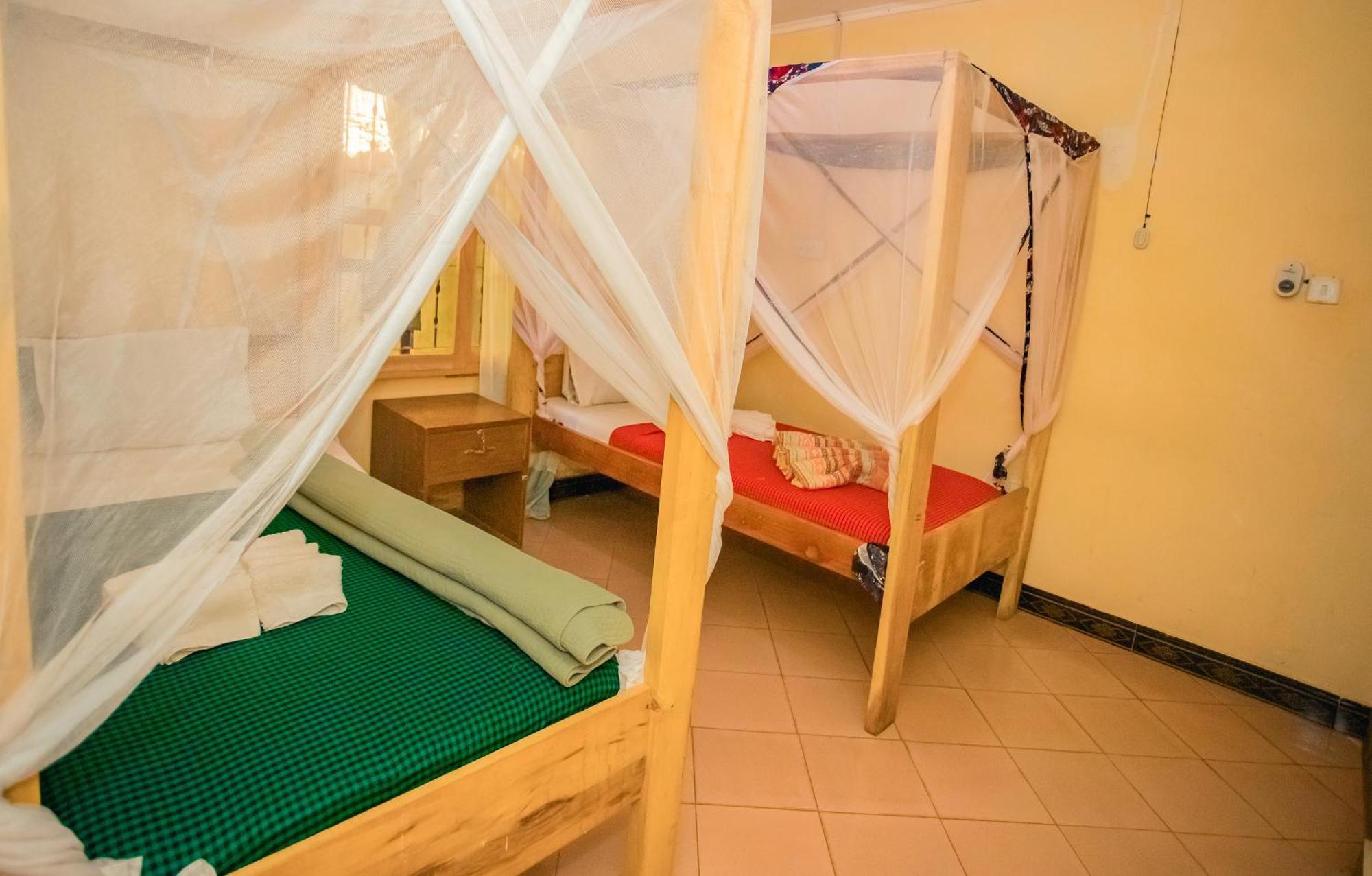 The Secret Garden Hotel Moshi Habitación foto
